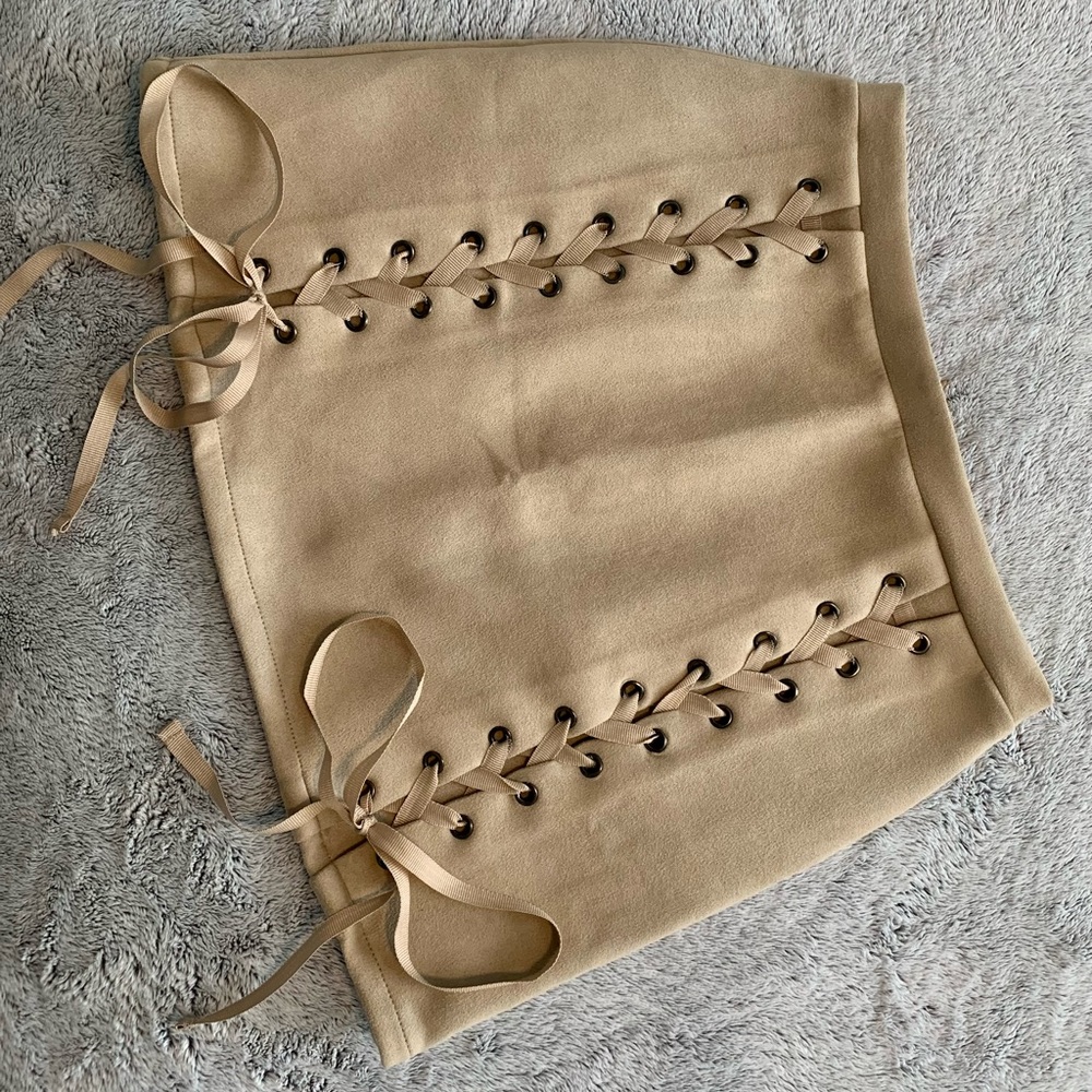 Honey Punch tie suede skirt